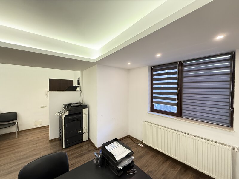 Unirii, birou modern, open space + parcare subterana, 1.000 €.